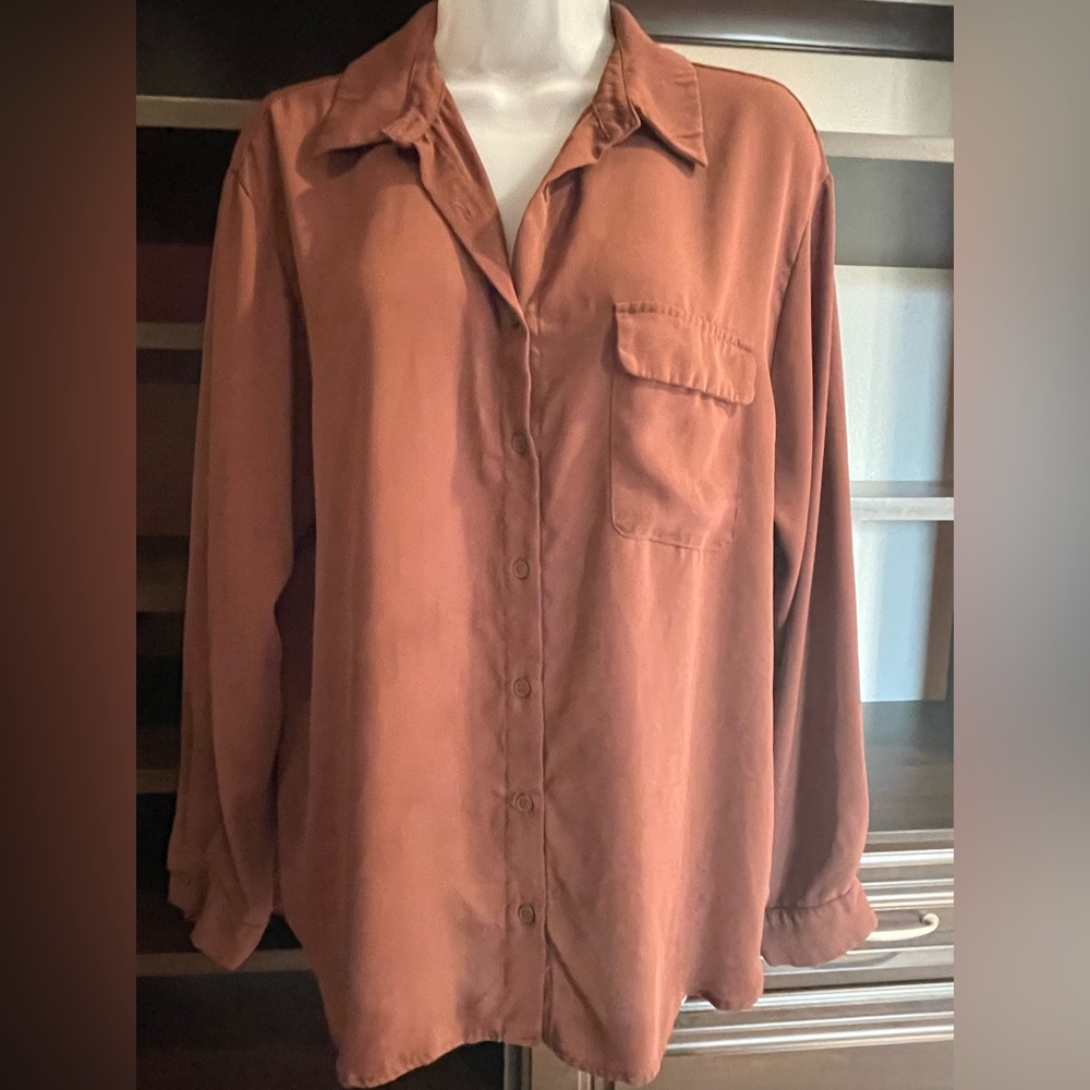 Long sleeve brown top